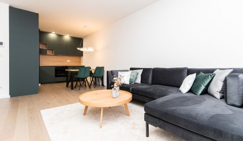 Kiadó 2 szobás lakás, 2 szobás lakás, Košická, Bratislava - Ružinov, S