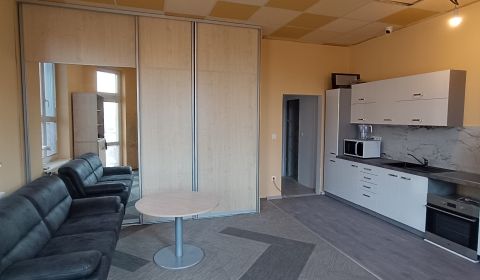 Kiadó 2 szobás lakás, 2 szobás lakás, Hlavná, Galanta, Szlovákia