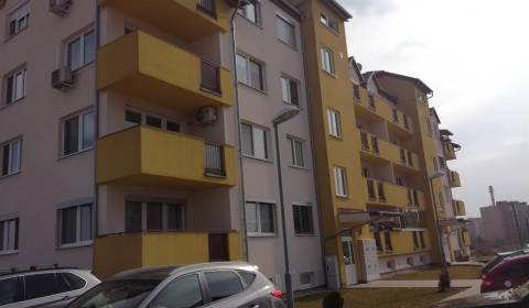Eladó 3 szobás lakás, 3 szobás lakás, Dona Sandtnera, Pezinok, Szlovák