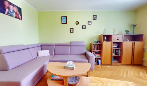 Eladó 3 szobás lakás, 3 szobás lakás, M. Nešpora, Skalica, Szlovákia