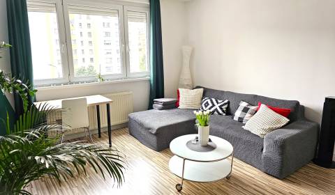 Eladó 2 szobás lakás, 2 szobás lakás, Saratovská, Bratislava - Dúbravk