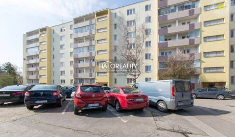 Eladó 3 szobás lakás, Bratislava - Ružinov, Szlovákia