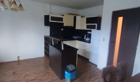Eladó 2 szobás lakás, 2 szobás lakás, Medzilaborce, Szlovákia