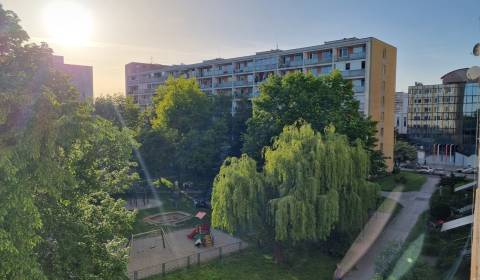 Eladó 3 szobás lakás, 3 szobás lakás, Rosná, Košice - Juh, Szlovákia