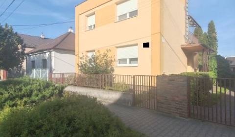 Eladó Családi ház, Családi ház, Jánošíková, Malacky, Szlovákia