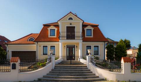 Eladó Családi ház, Családi ház, Palmovská, Trenčín, Szlovákia