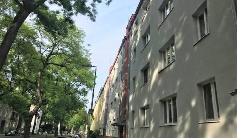 Eladó 1 szobás lakás, 1 szobás lakás, Trenčianska, Bratislava - Ružino