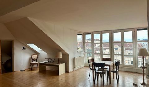 Eladó 4 szobás lakás, 4 szobás lakás, Strakova, Bratislava - Staré Mes