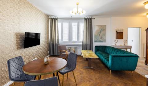 Kiadó 3 szobás lakás, 3 szobás lakás, Hlboká, Bratislava - Staré Mesto