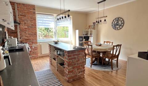 Eladó Családi ház, Családi ház, Horská, Košice-okolie, Szlovákia