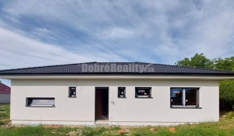 Eladó Családi ház, Családi ház, Nové Zámky, Szlovákia