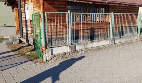 Eladó Üzlethelység, Üzlethelység, Školská, Žilina, Szlovákia