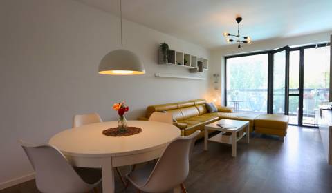 Kiadó 2 szobás lakás, 2 szobás lakás, Rekračná, Piešťany, Szlovákia