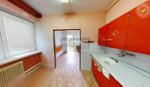 Eladó Családi ház, Žiar nad Hronom, Szlovákia