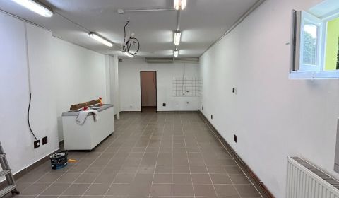 Kiadó Üzlethelység, Üzlethelység, Záhradná, Čadca, Szlovákia