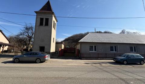 Eladó Családi ház, Családi ház, Nové Mesto nad Váhom, Szlovákia