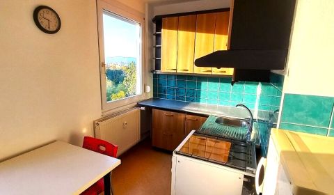 Kiadó 3 szobás lakás, 3 szobás lakás, Súmračná, Bratislava - Ružinov, 