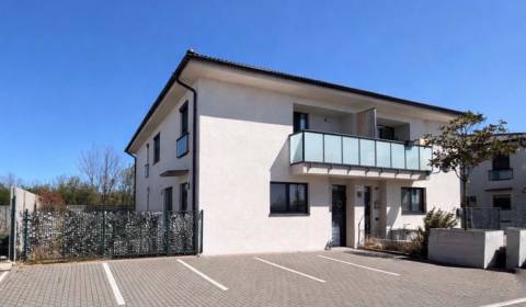 Eladó Családi ház, Családi ház, Šamorín, Szlovákia