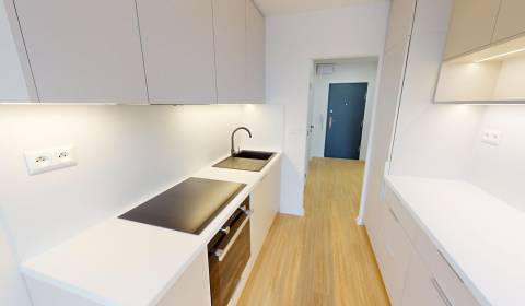 Eladó 4 szobás lakás, 4 szobás lakás, Liptovská, Trenčín, Szlovákia