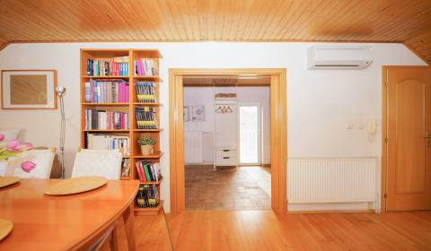 Eladó Családi ház, Családi ház, Slnečná, Senec, Szlovákia