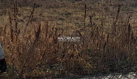 Eladó Építési telek, Hlohovec, Szlovákia