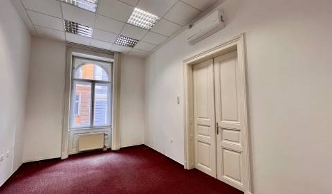 Kiadó Irodahelység, Irodahelység, Tolstého, Bratislava - Staré Mesto,