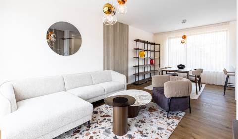 Kiadó 3 szobás lakás, 3 szobás lakás, Gaštanová, Bratislava - Staré Me