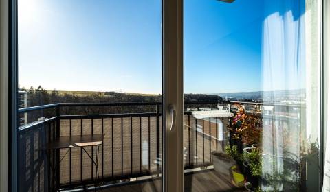 Eladó 2 szobás lakás, 2 szobás lakás, Na hore, Košice - Dargovských hr