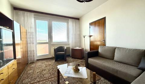 Eladó 3 szobás lakás, 3 szobás lakás, Senica, Szlovákia