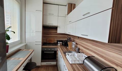 Eladó 3 szobás lakás, 3 szobás lakás, Edelényska, Rožňava, Szlovákia