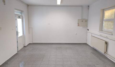 Kiadó Irodahelység, Irodahelység, Bratislava - Ružinov, Szlovákia