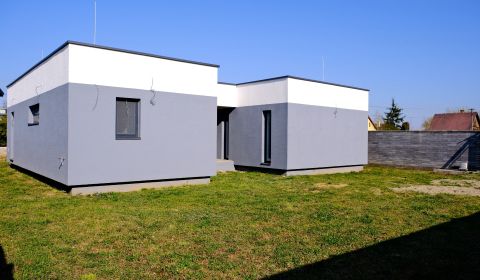 Eladó Családi ház, Családi ház, Tajvan, Košice-okolie, Szlovákia