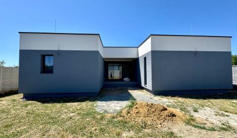 Eladó Családi ház, Családi ház, Tajvan, Košice-okolie, Szlovákia