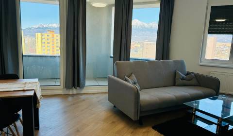 Kiadó 4 szobás lakás, 4 szobás lakás, Karpatská, Poprad, Szlovákia