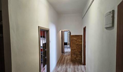 Eladó 3 szobás lakás, 3 szobás lakás, Michalovce, Szlovákia