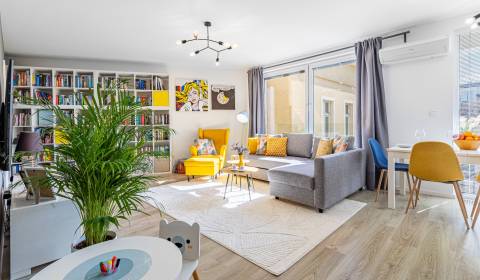 Eladó 3 szobás lakás, 3 szobás lakás, Ul. 29. augusta, Bratislava - St