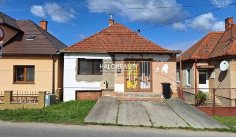 Eladó Családi ház, Zlaté Moravce, Szlovákia