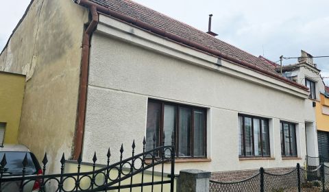 Eladó Családi ház, Családi ház, Štefánikova, Piešťany, Szlovákia