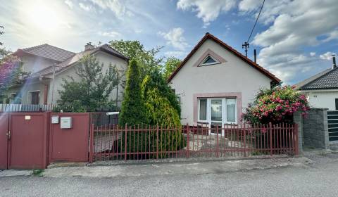 Eladó Családi ház, Családi ház, Kubranská, Trenčín, Szlovákia