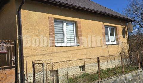 Eladó Családi ház, Családi ház, Prievidza, Szlovákia