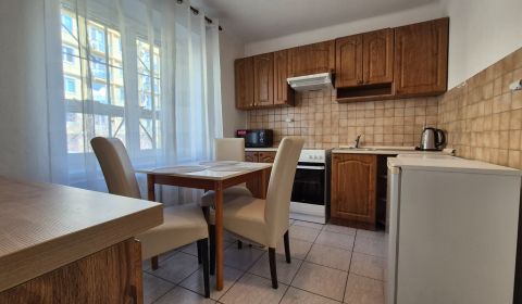 Kiadó 1 szobás lakás, 1 szobás lakás, Dubčeka, Piešťany, Szlovákia