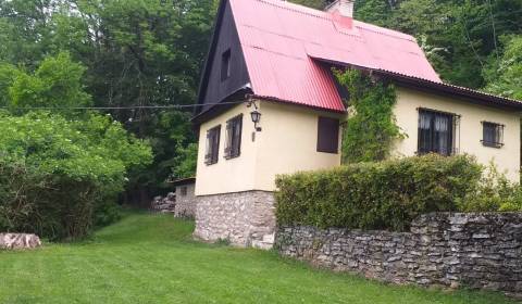 Eladó Nyaraló, Nyaraló, Prievidza, Szlovákia