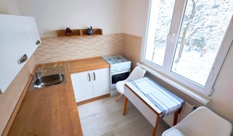 Eladó 2 szobás lakás, 2 szobás lakás, Sadová, Banská Bystrica, Szlovák