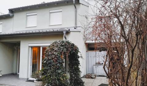Vásárlás Családi ház, Családi ház, Hausbergsiedlung, Neusiedl am See,