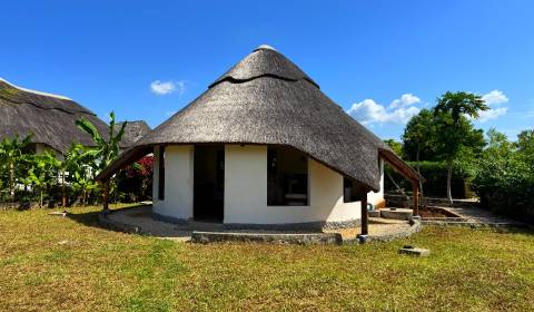 ELADÓ MESEBELI HÁZ ZANZIBÁRBÁN