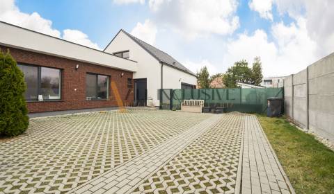 Eladó Családi ház, Családi ház, Dunajská Streda, Szlovákia