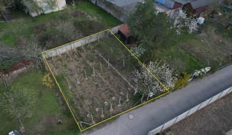 Eladó Kertek, Kertek, Jánošíková, Senec, Szlovákia