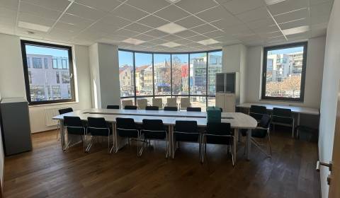 Kiadó Irodahelység, Irodahelység, Dolná, Banská Bystrica, Szlovákia