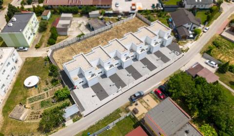 Eladó Családi ház, Családi ház, Horná Streda, Nové Mesto nad Váhom, Sz