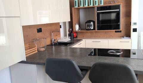 Kiadó 3 szobás lakás, 3 szobás lakás, Ondreja Štefanka, Bratislava - P